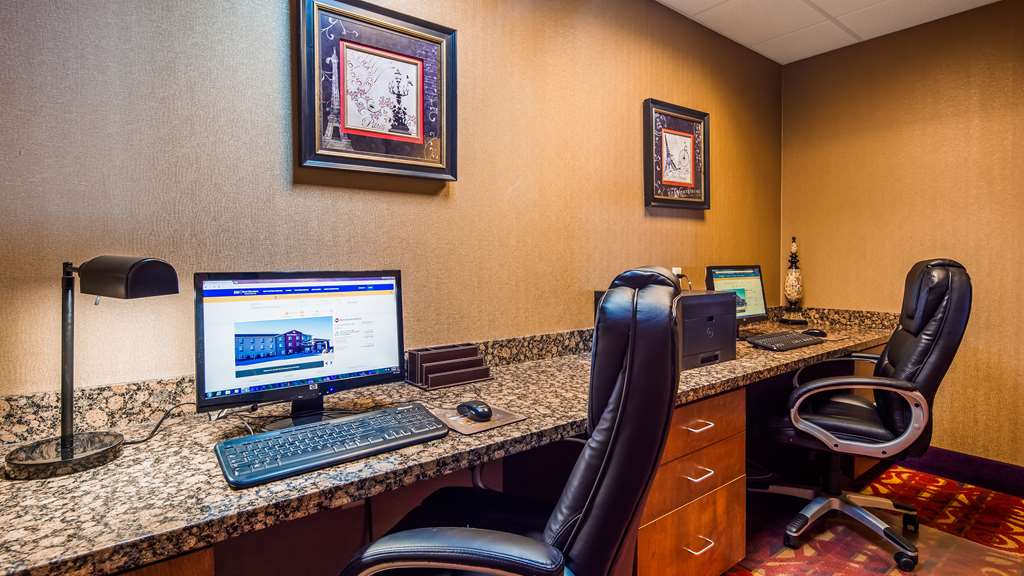 Best Western Plus Carousel Inn & Suites - photo 29