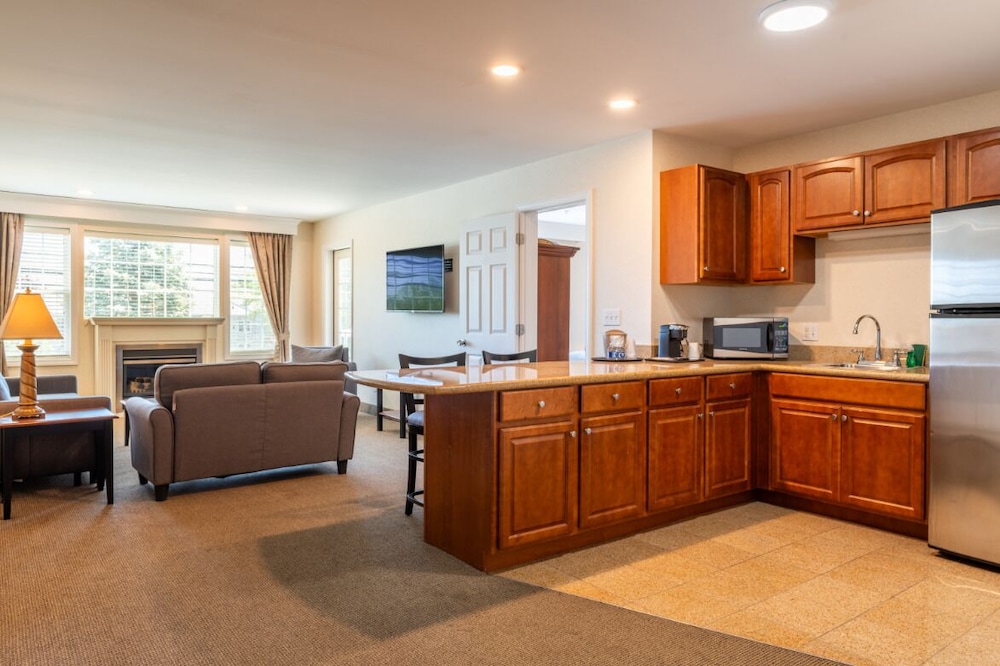 Ogunquit Hotel & Suites - photo 36