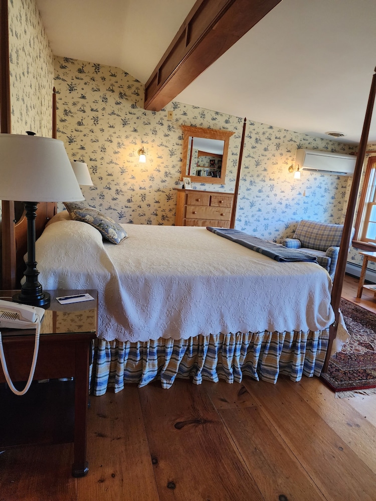 Windham Hill Inn - photo 2