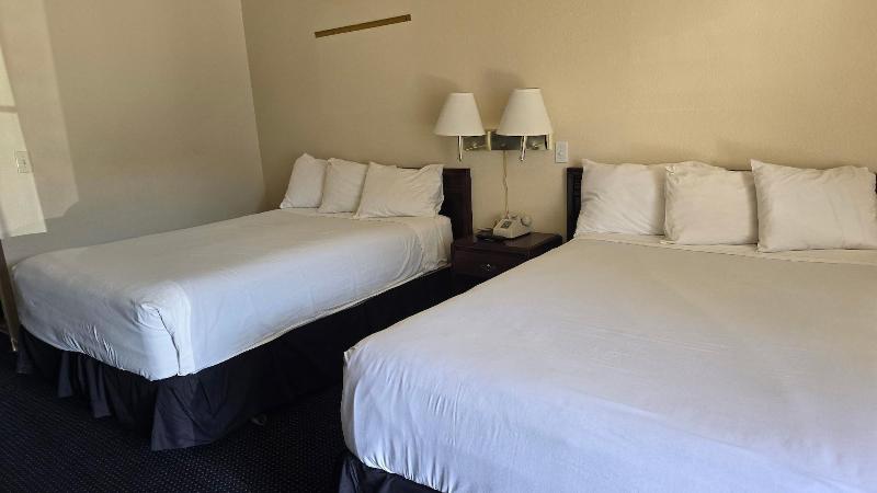 Terrace Inn and Suites - photo 17