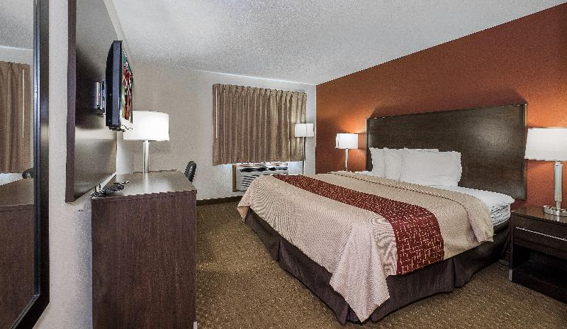 Red Roof Inn Dayton Huber Heights - photo 24