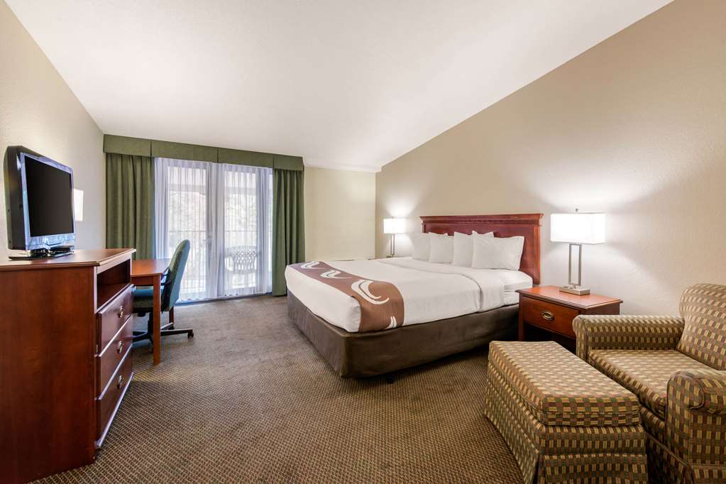 Quality Inn & Suites Tarpon Springs South - photo 14