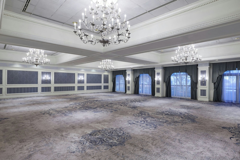 Renaissance Austin Hotel - photo 107