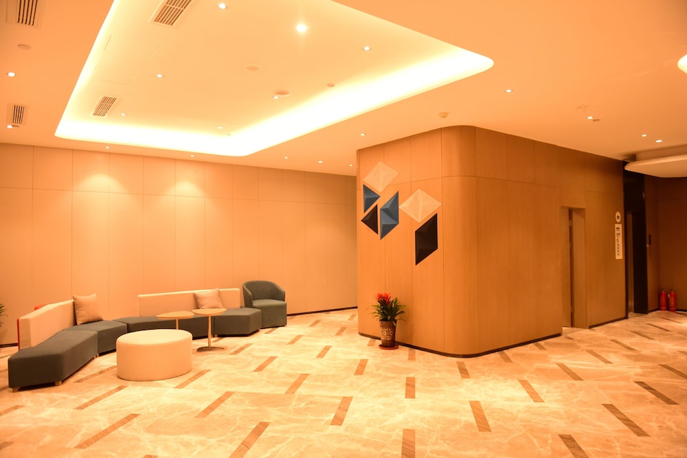 Holiday Inn Express Lhasa Potala Palace in Lhasa, People's Republic of China