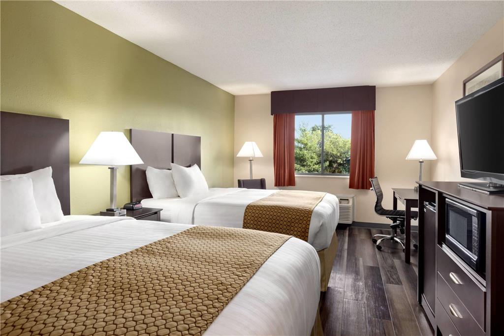 Baymont by Wyndham Monroe - photo 10