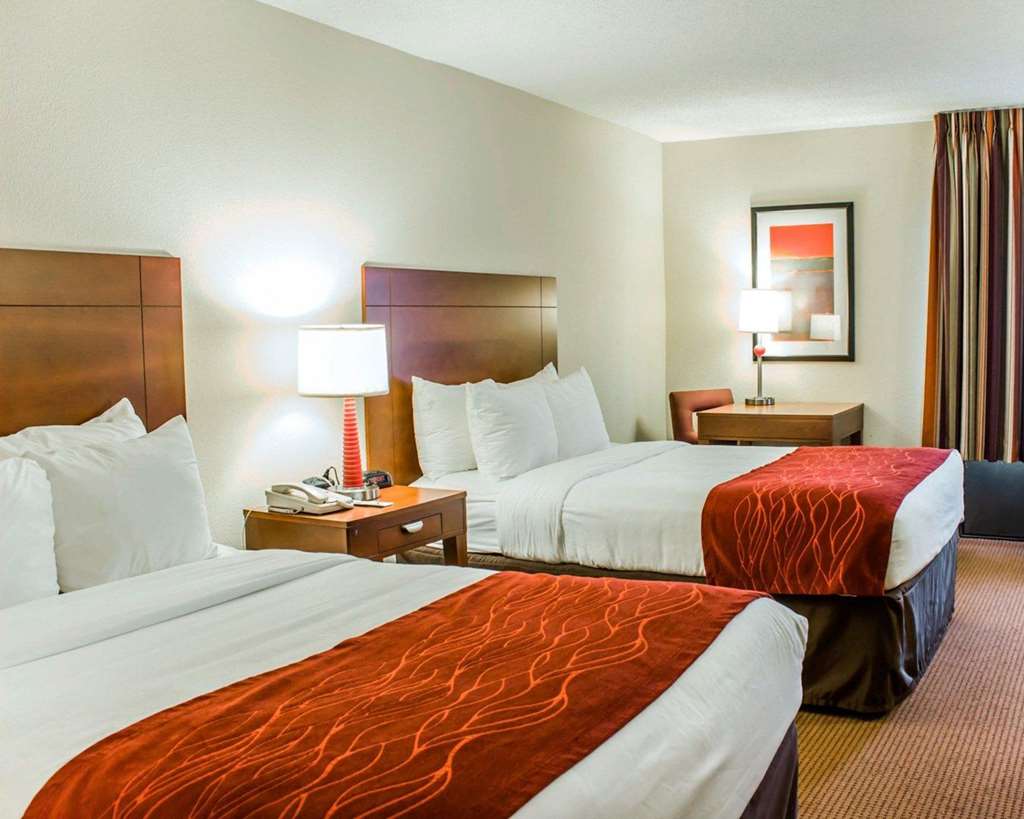 Comfort Inn Fayetteville near Fort Bragg - photo 7