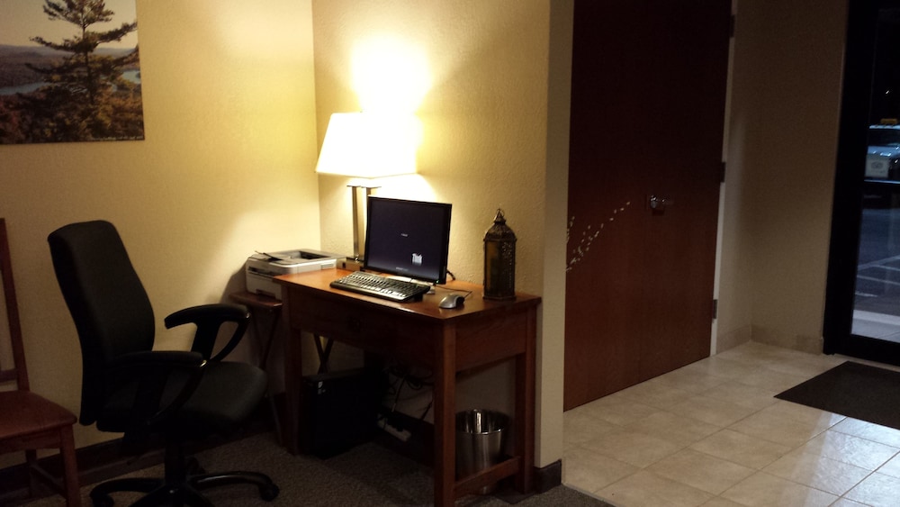 Pleasant Night Inn Carthage Near Fort Drum - photo 34