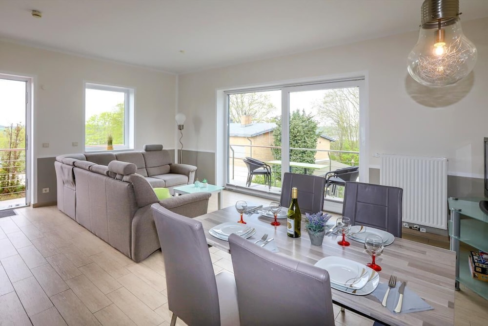 Amselresidenz 4 Star — 4-Star Luxury Hotel in Ostseebad Binz, Germany
