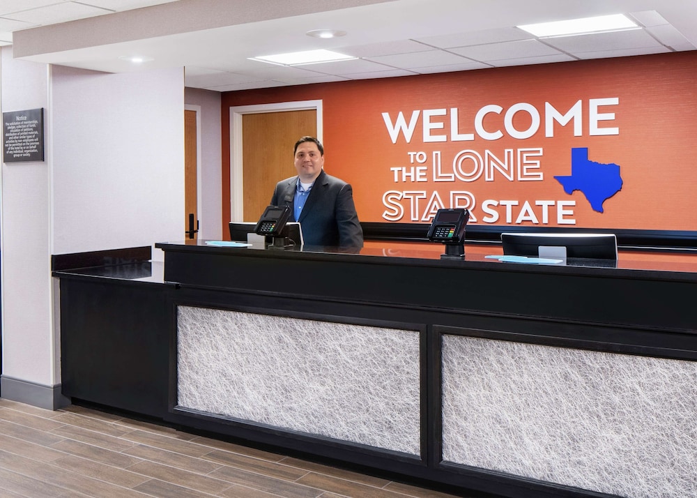 Hampton Inn Austin North @ I 35 & Hwy 183 - photo 3