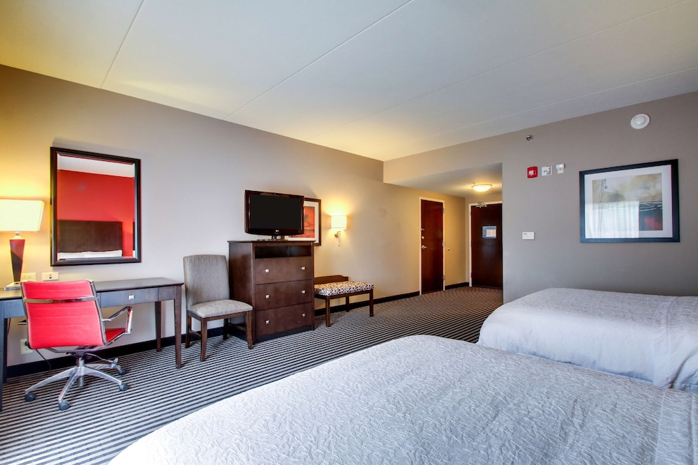 Hampton Inn Birmingham Leeds - photo 17
