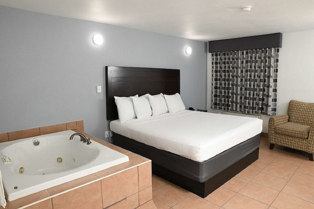 Knights Inn Baton Rouge