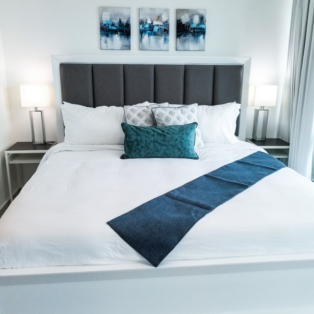 Luxury Apartments ESJ Towers at Mare — Carolina — photo 4