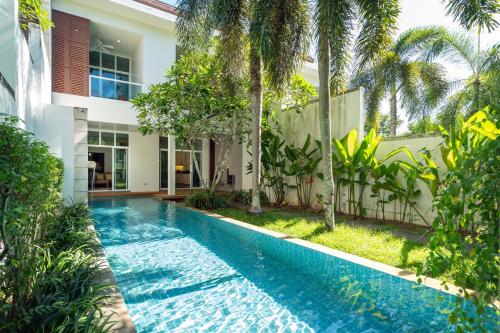 Tropical Garden Villa Oxygen Bangtao Beach — 4-Star Luxury Hotel in Phuket, Thailand