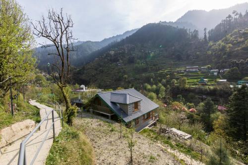Eden Stay & Cafe — hotel in Kotla