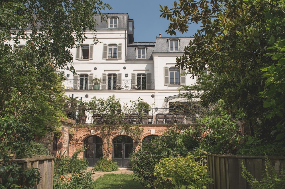Les Tilleuls Etretat in Etretat, France