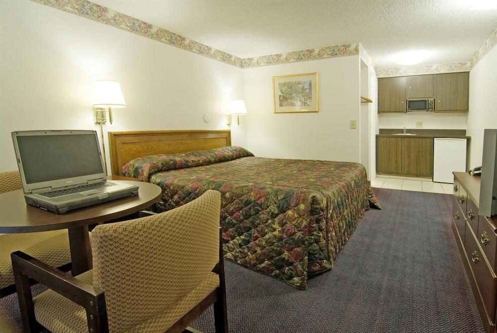 712 Inn - photo 15