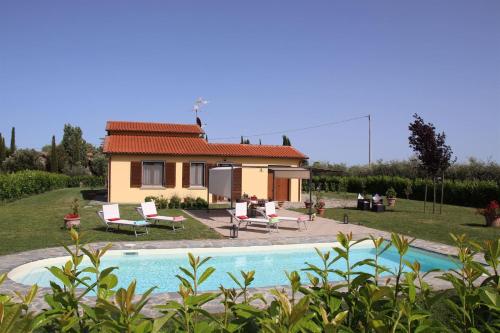 Casa Ai Borghi — 4-Star Luxury Hotel in Cortona, Italy