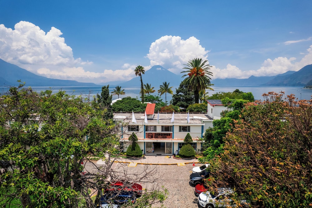 Hotel y Centro de Convenciones Jardines del Lago in Panajachel, Guatemala