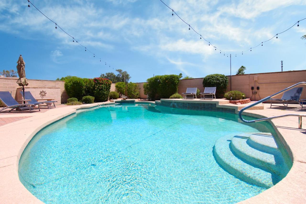 Luxurious Scottsdale Guesthouse by the Pool — 4-Star Luxury Hotel in Phoenix, United States