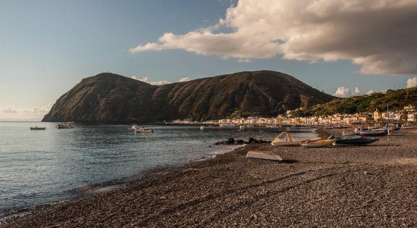 Eolcalandra Case Per Vacanza in Lipari, Italy