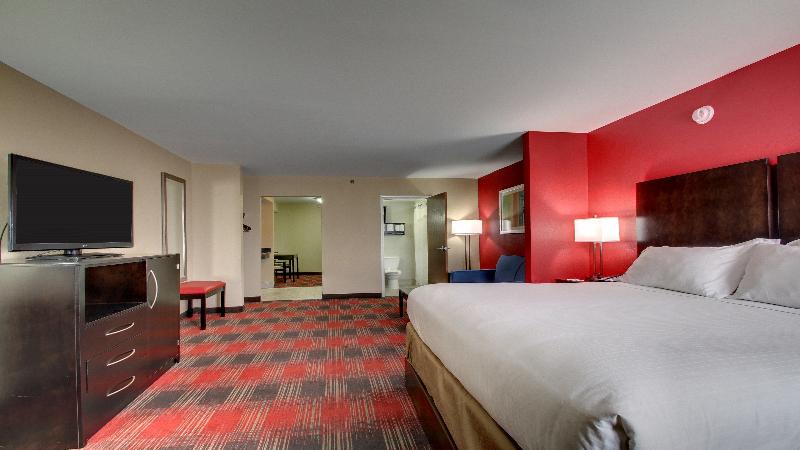 Holiday Inn Express & Suites Jackson Downtown Coliseum by IHG - photo 34