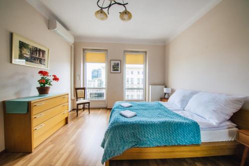 Apartment Metro Politechnika — 4-Star Luxury Hotel in Warsaw, Poland