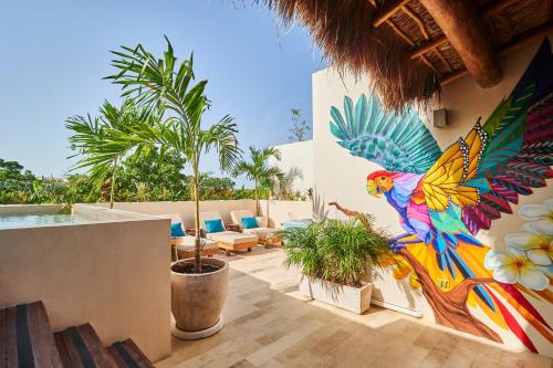 Spacious & Comfy Penthouse Oasis with Plunge Pool — 4-Star Luxury Hotel in Tulum, Mexico