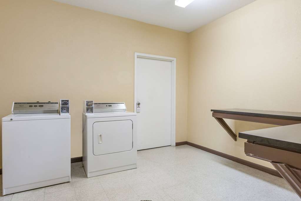 Days Inn by Wyndham near Kansas Speedway - photo 25