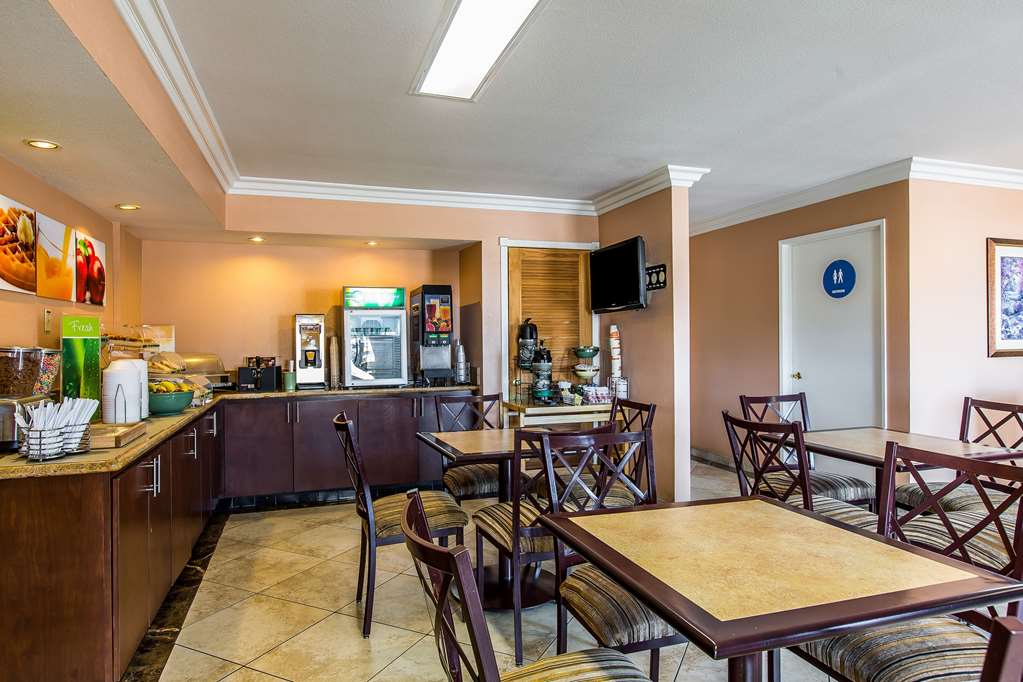 Quality Inn Lake Elsinore I 15 - photo 34