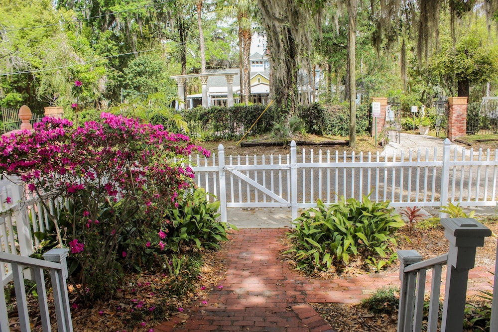 Sweetwater Branch Inn - photo 201