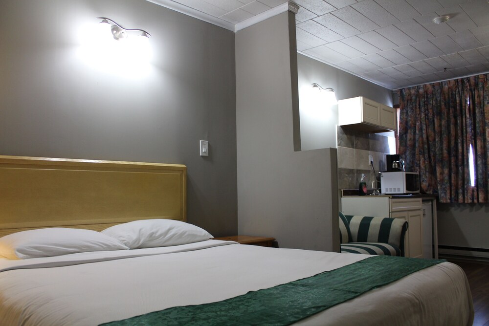 Ritz Inn Niagara in Niagara Falls, Canada