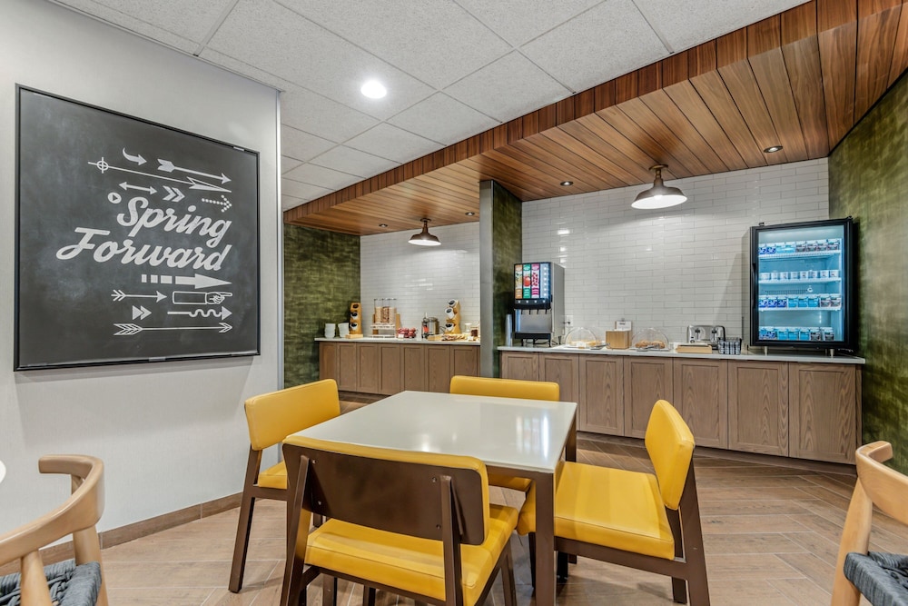 Fairfield by Marriott Inn & Suites North Conway - photo 57