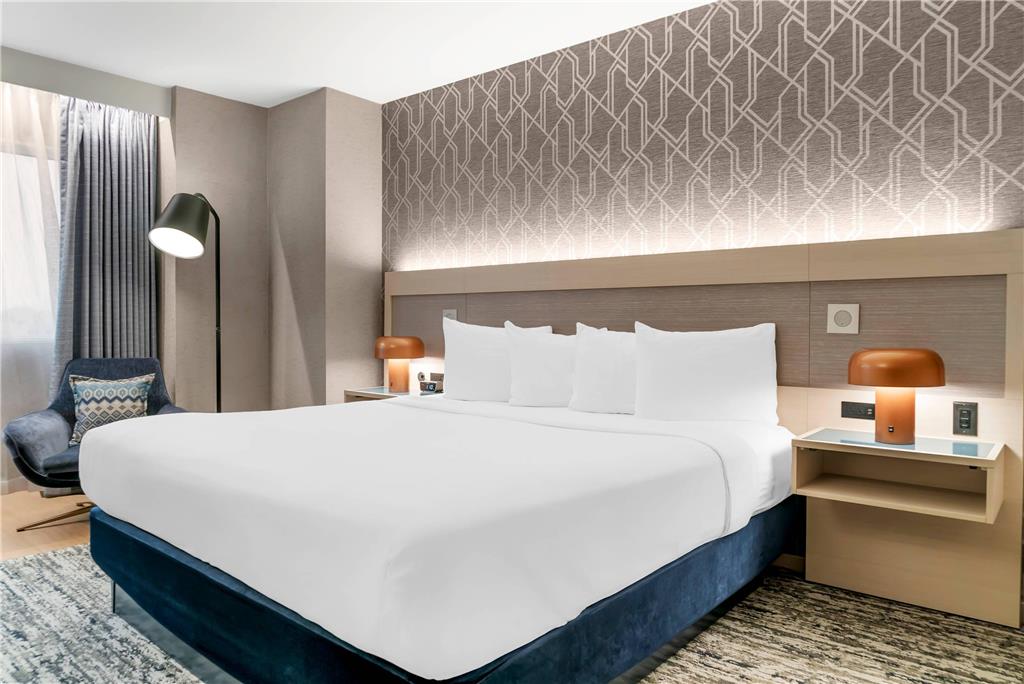 Radisson Plaza Hotel at Kalamazoo Center - photo 131
