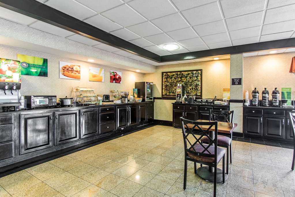 Quality Inn & Suites Memphis East - photo 30