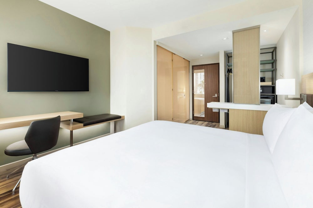 AC Hotel by Marriott Honolulu - photo 27