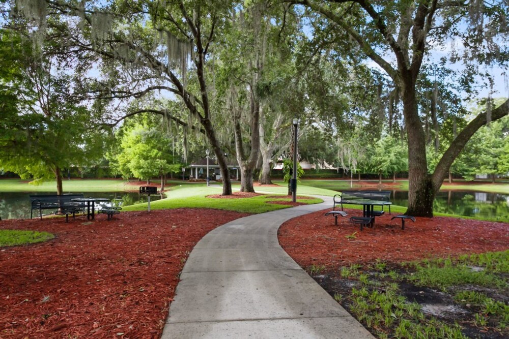 Lucaya Village 5368 Diplomat Court - photo 21