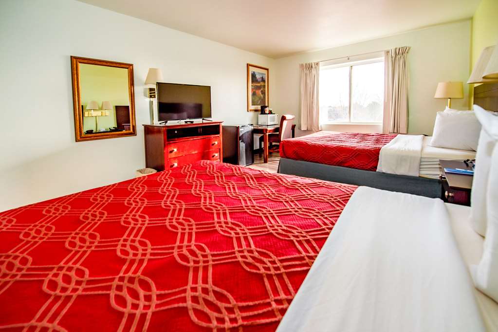 Rodeway Inn Central Colorado Springs - photo 20