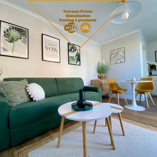 Studio Pour Deux Avec Terrasse Aux Portes de la Camargue - last minute hotel in Aigues-Mortes