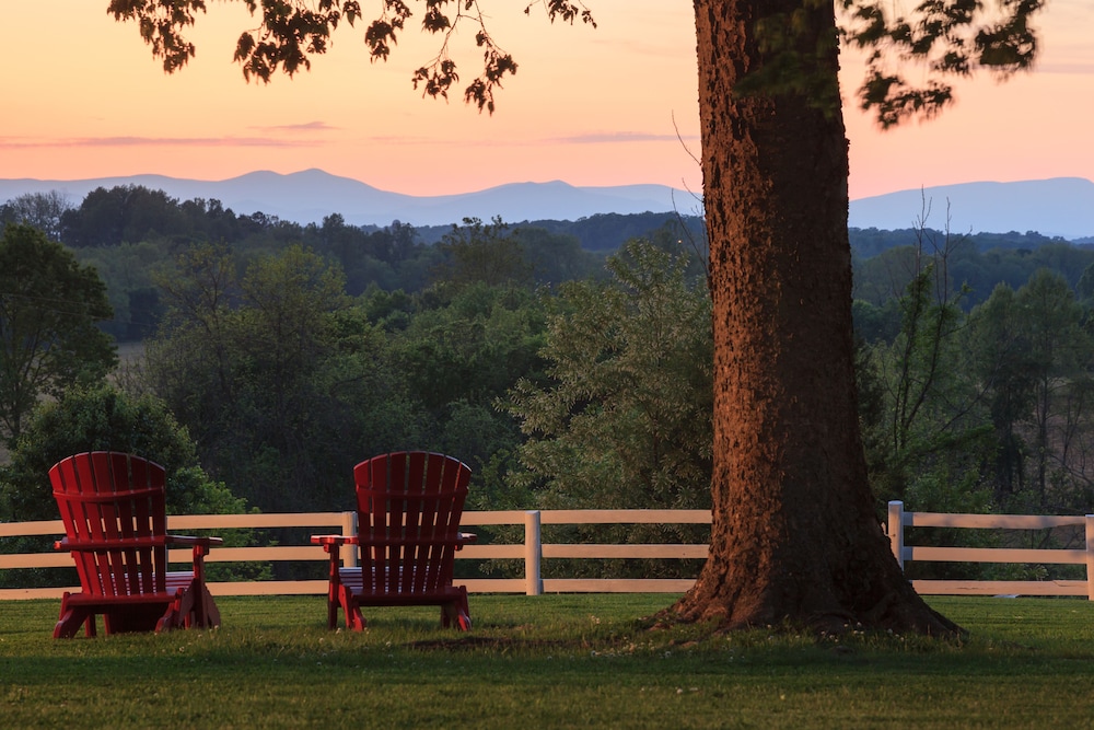 The Estate at Meander - photo 52