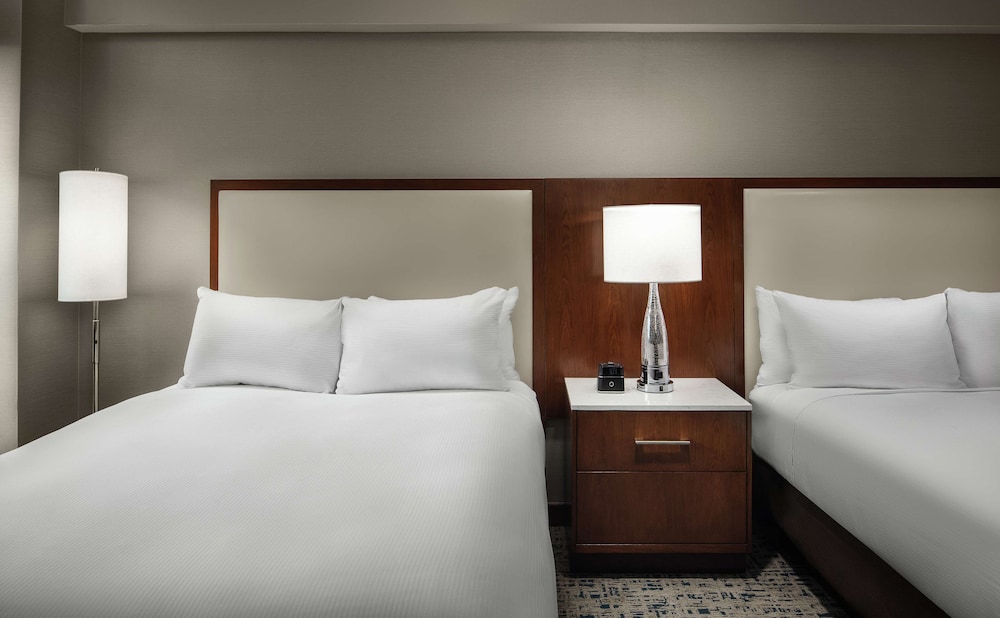 Hilton Boston Logan Airport - photo 17