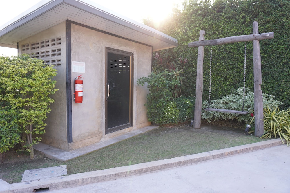 S Ville Resort — Uthai Thani
