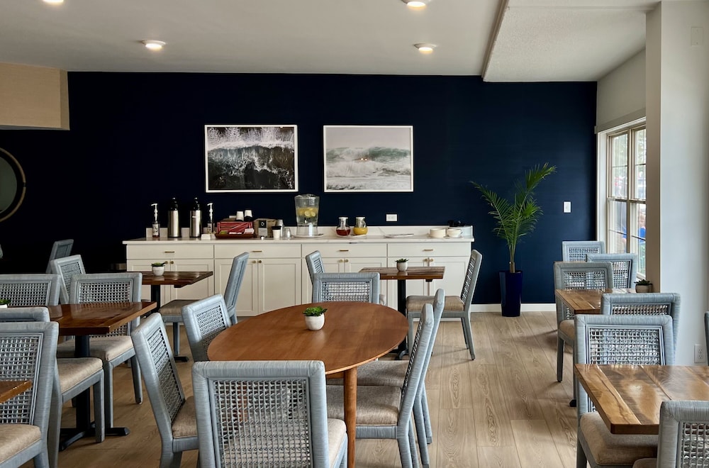 Beach View Hotel - photo 33