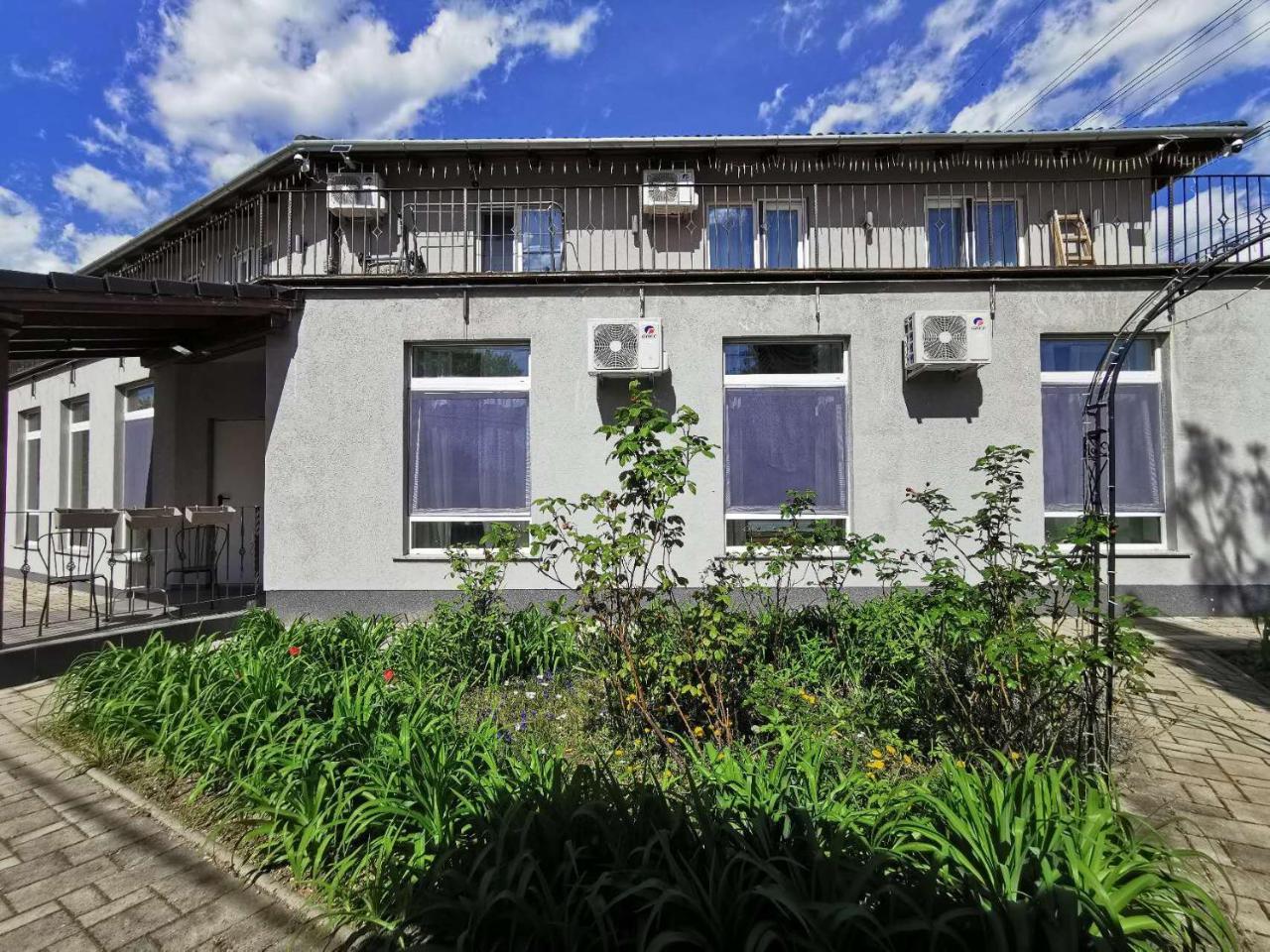 Duna Riverside - carbon neutral hotel in Dunakeszi