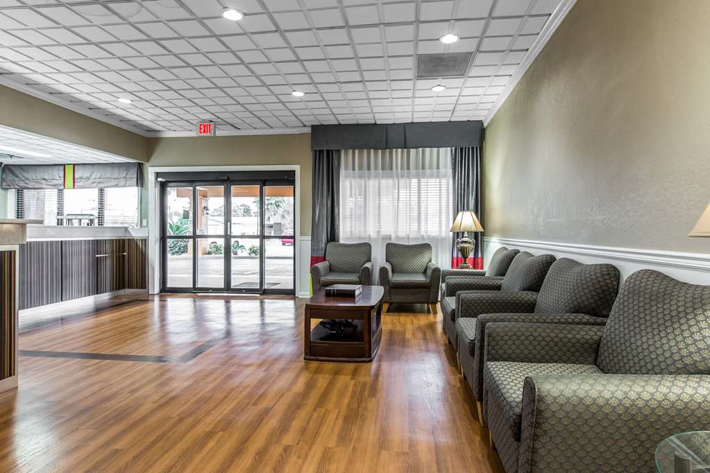 Quality Inn Savannah Midtown - photo 7