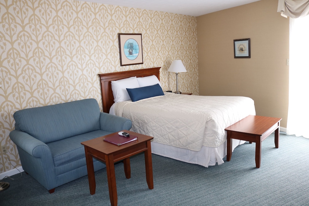 The Village Inn Harrisonburg - photo 8