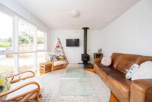 Morgans Walk 2 Beach Shops Park Pets OK in Cowes, Australia