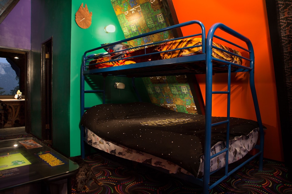 Hicksville Pines Chalets & Motel - photo 10