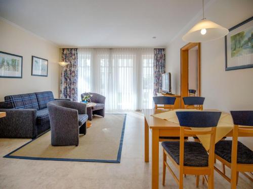 Dünenresidenz Prora Ferienwohnung mit Meerblick 1 Schlafzimmer und Balkon NP 312 — 4-Star Luxury Hotel in Ostseebad Binz, Germany