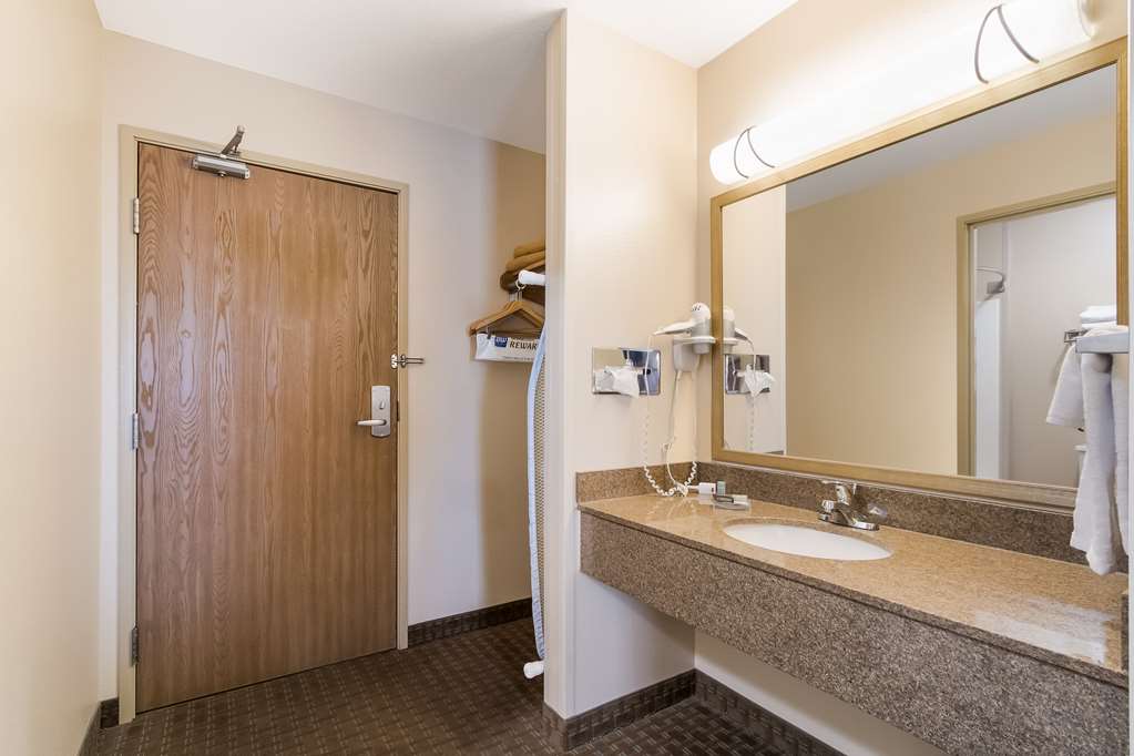 Best Western Empire Towers - photo 17