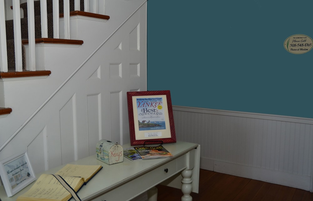 Beach Breeze Inn - photo 56